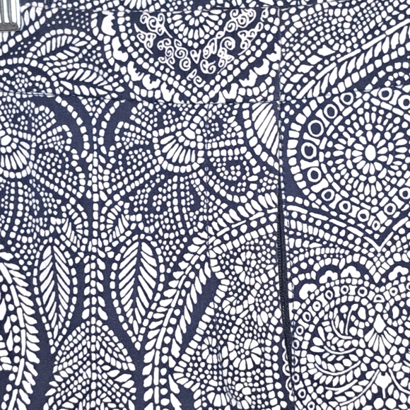 Talbots Black and White Patterned Ankle Pants - Picture 3 of 7